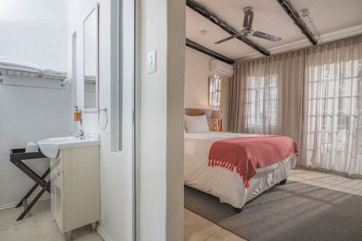 Room 20 of 105