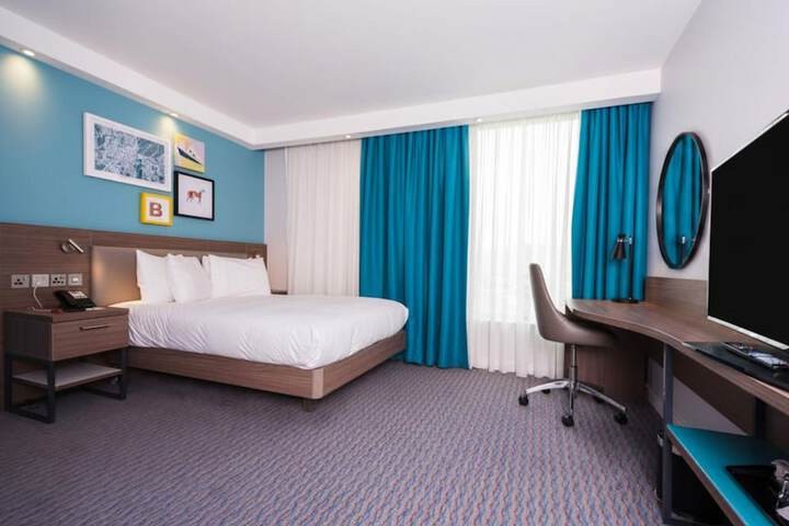 Room 34 of 67