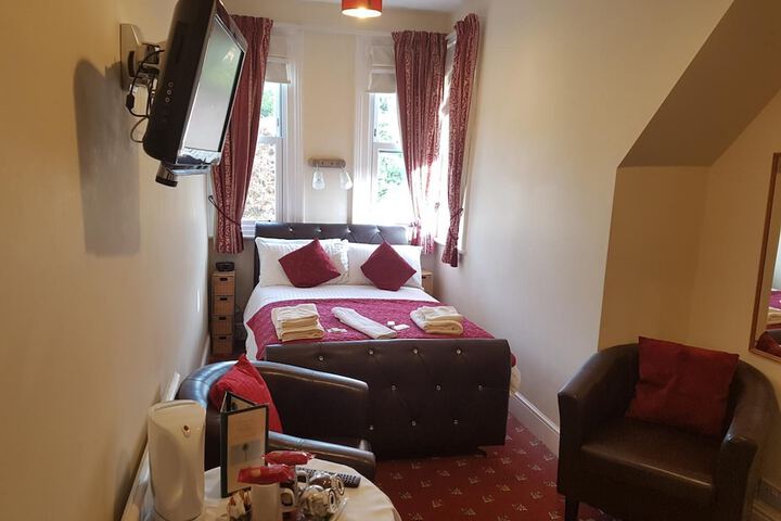 Room 19 of 73