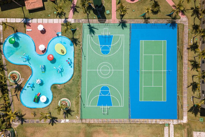 Tennis court