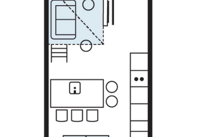 Room 20 of 102