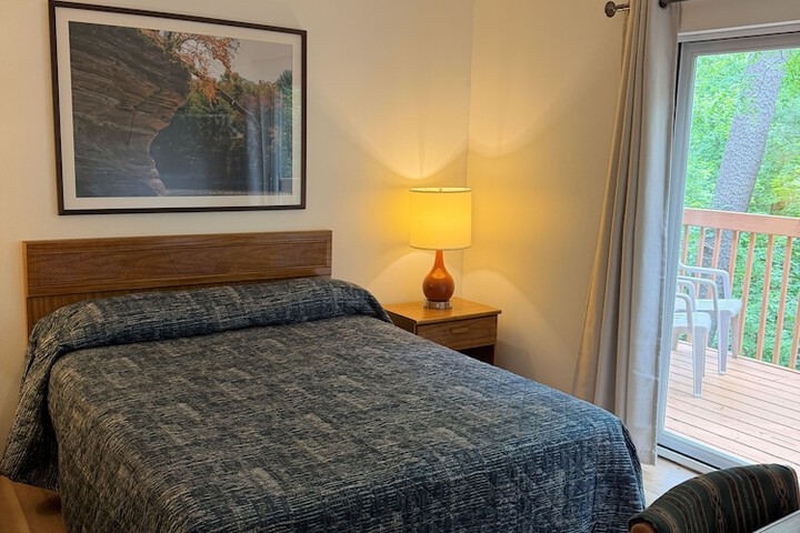 Room 28 of 75