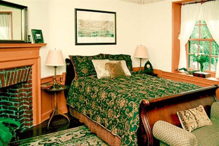 Room 22 of 56