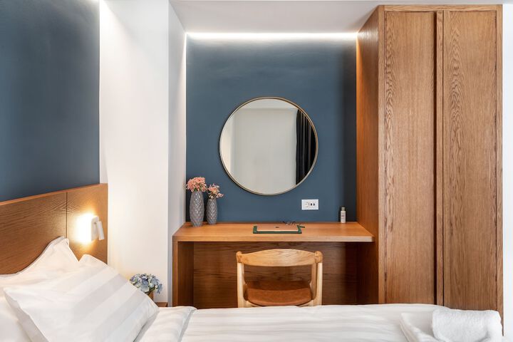 Room 26 of 53