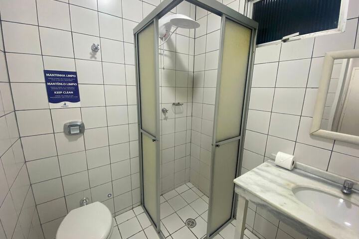 Room 80 of 102
