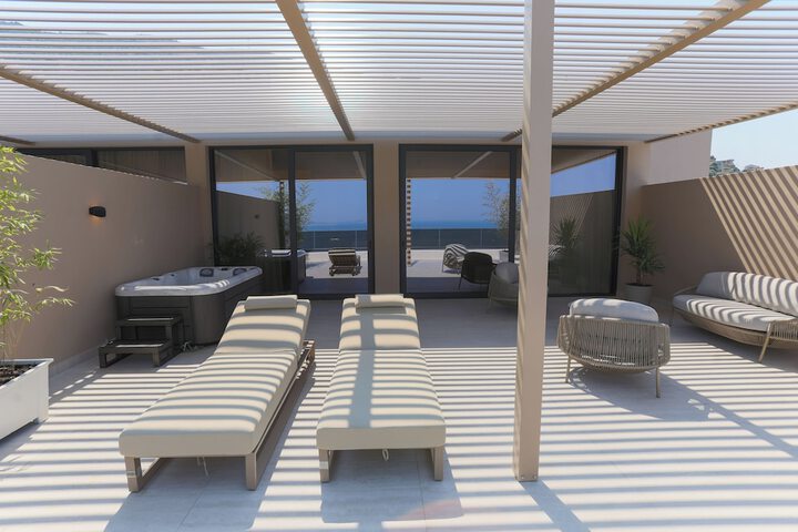 Terrace/Patio 49 of 100