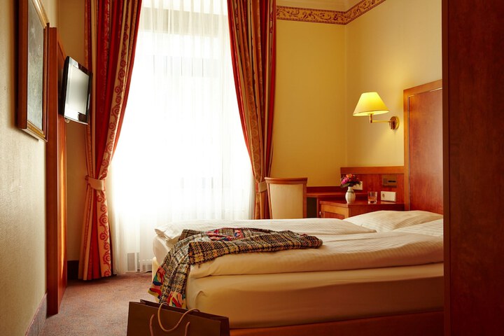 Room 20 of 51