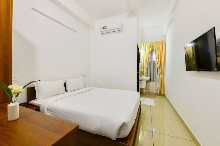Room 21 of 40