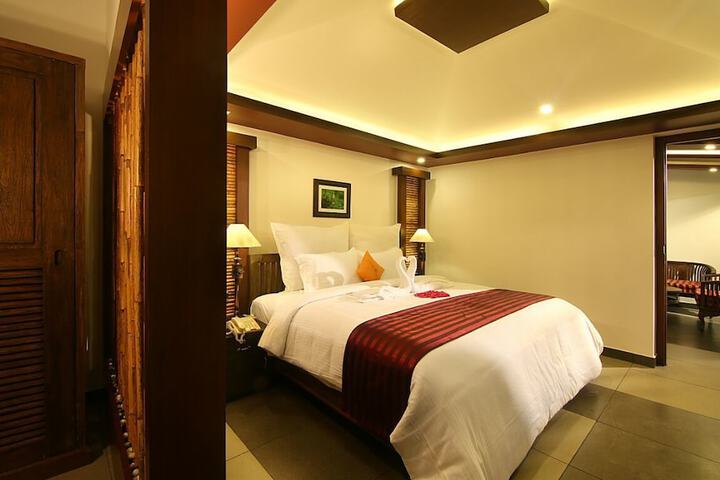 Room 5 of 43