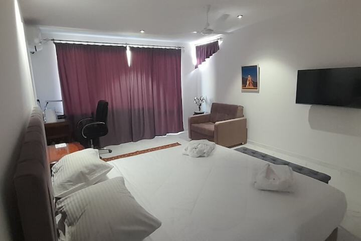 Room 12 of 70