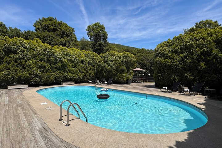Pool 47 of 72