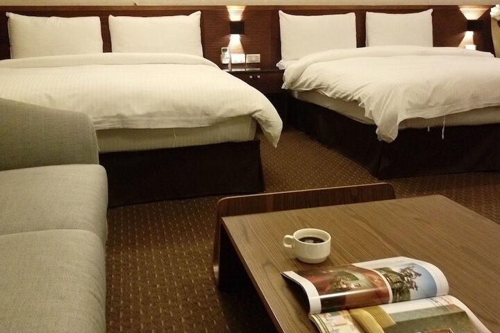 Room 43 of 59