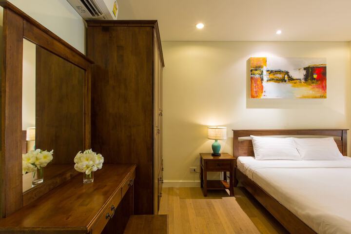 Room 6 of 38
