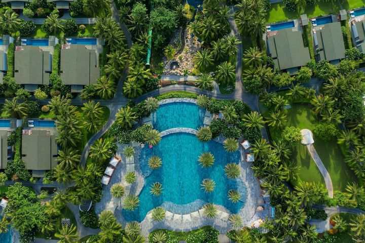 Pool 65 of 182