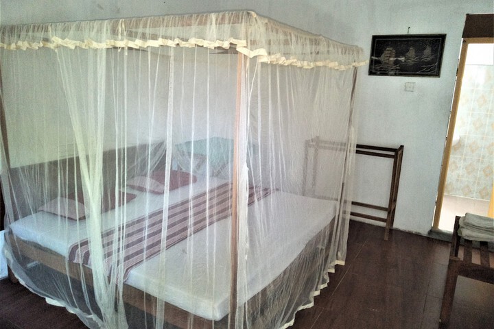 Room 10 of 54