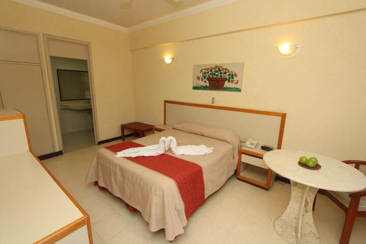 Room 14 of 39