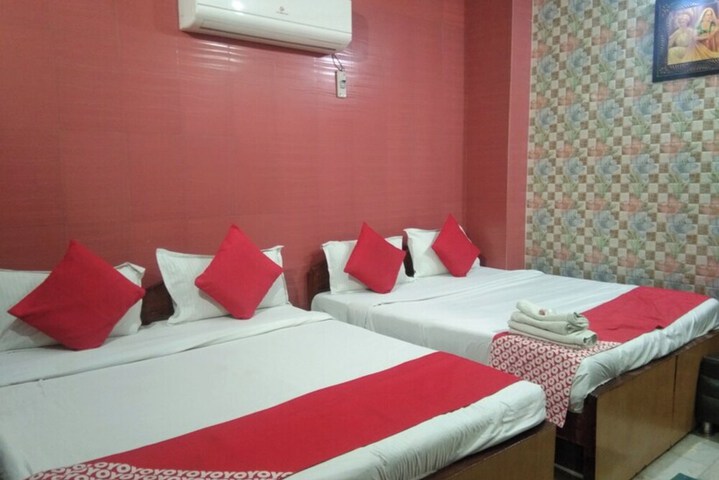 Room 7 of 17
