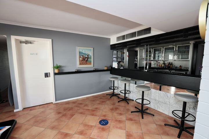 Minibar