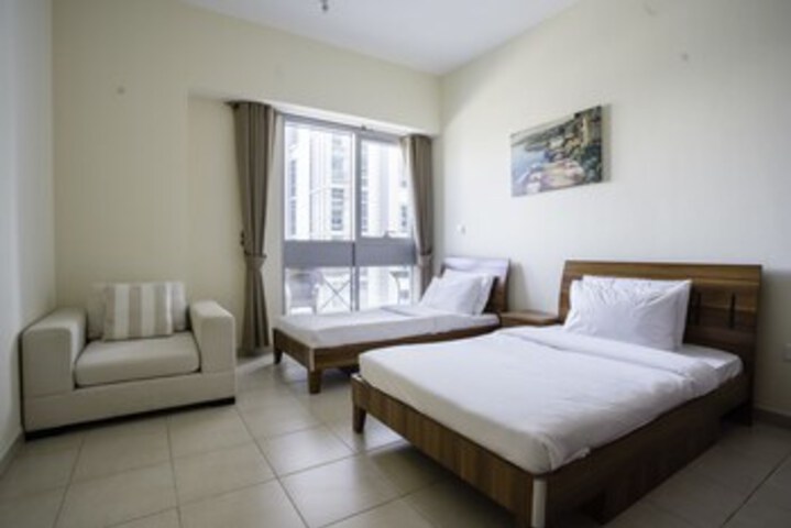 Room 8 of 23