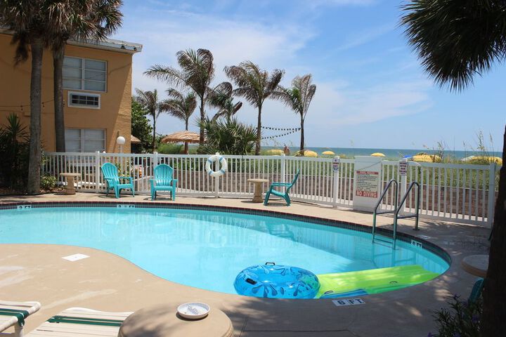 Pool 17 of 26