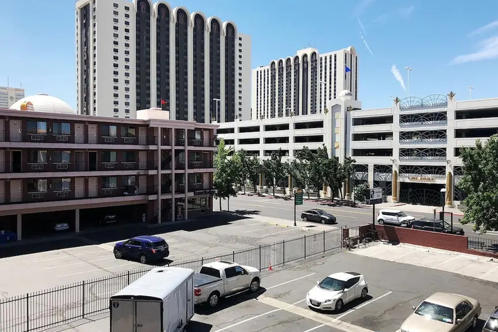 Knights Inn Reno