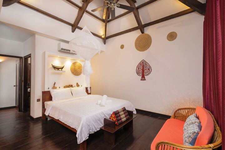 Room 5 of 47