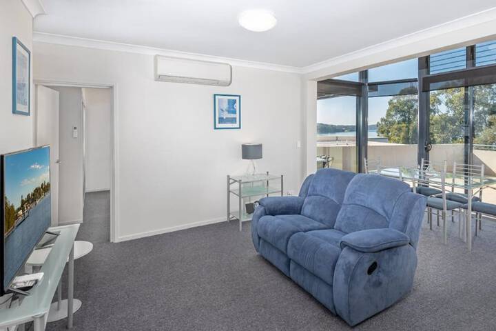 Room 30 of 74
