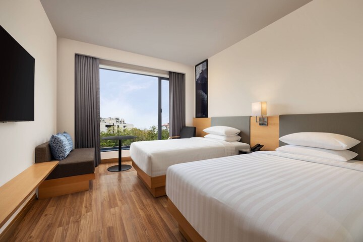 Room 8 of 29