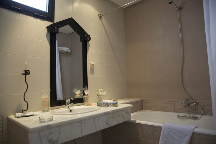 Room 8 of 45