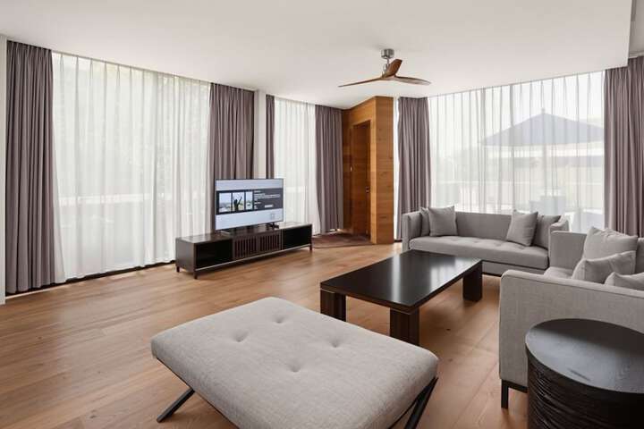 Room 41 of 77
