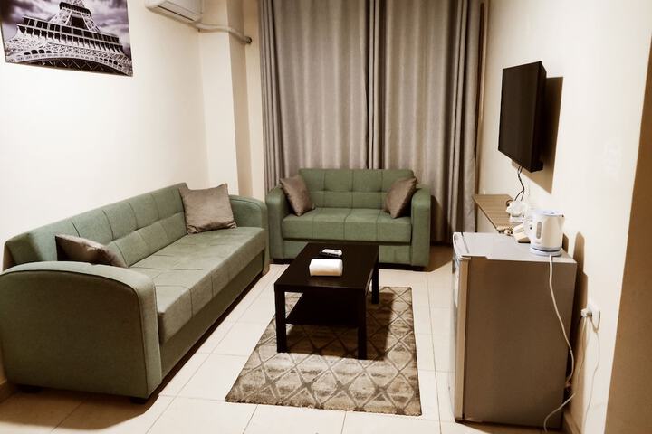 Room 8 of 14