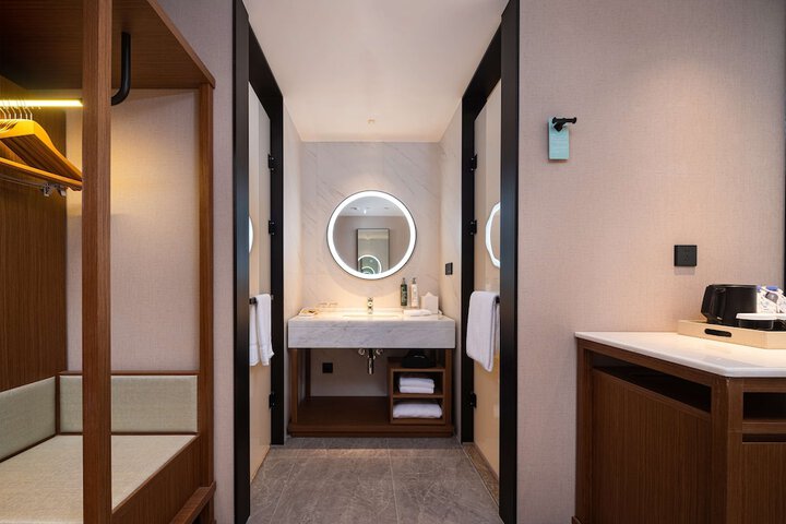 Room 48 of 88