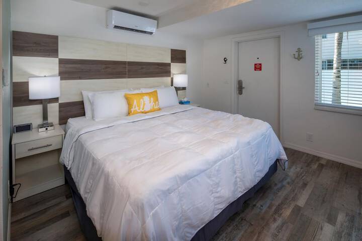 Room 5 of 54