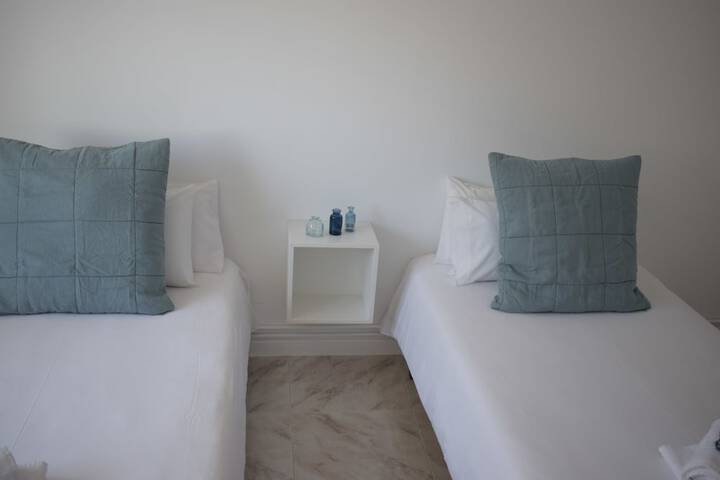 Room 5 of 44