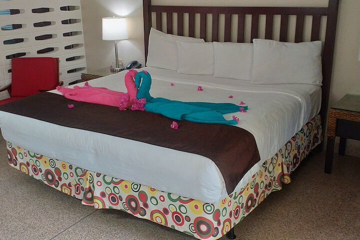 Room 12 of 41