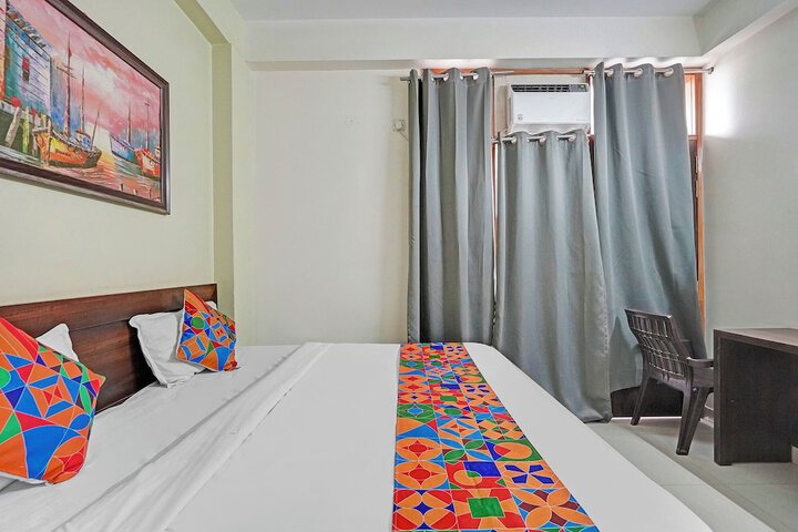 Room 6 of 26