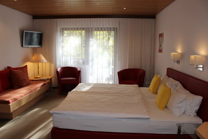 Room 18 of 49