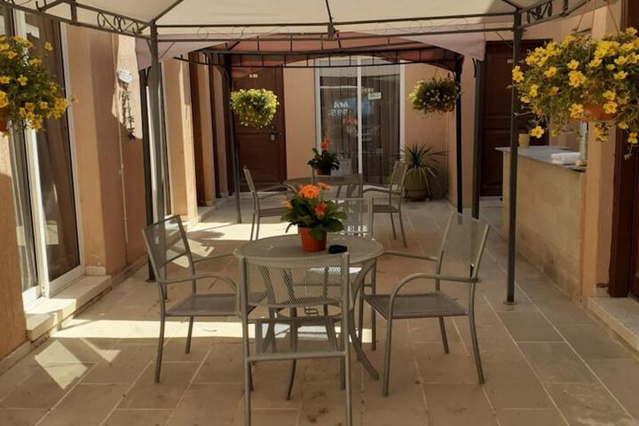 Terrace/Patio 49 of 61