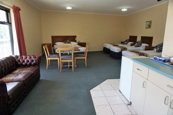 Room 7 of 78