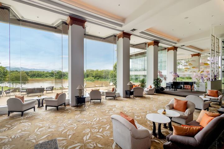 Hotel Interior 13 of 182