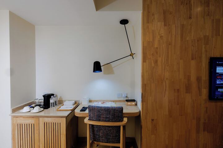 Room 30 of 153