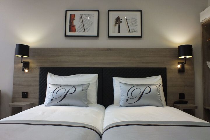 Room 4 of 58