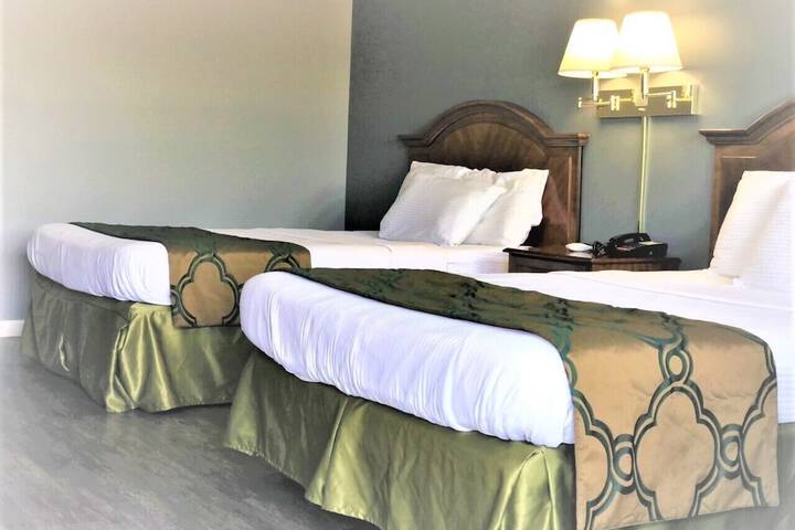 Deluxe 2 Double Beds (3 of 15)