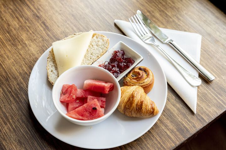 Breakfast meal