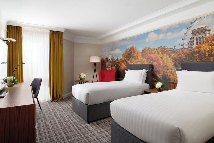 Room 21 of 75