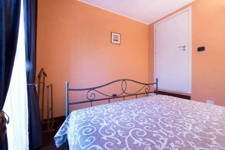 Room 3 of 13