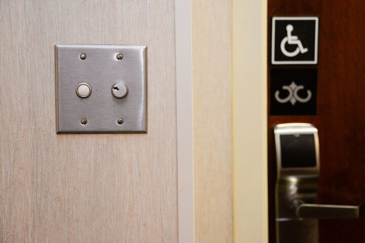 Room amenity
