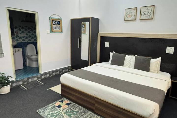 Room 21 of 51