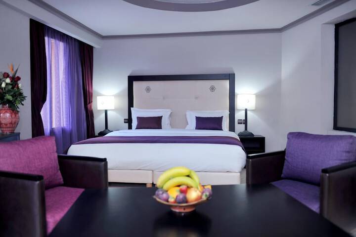 Room 20 of 37