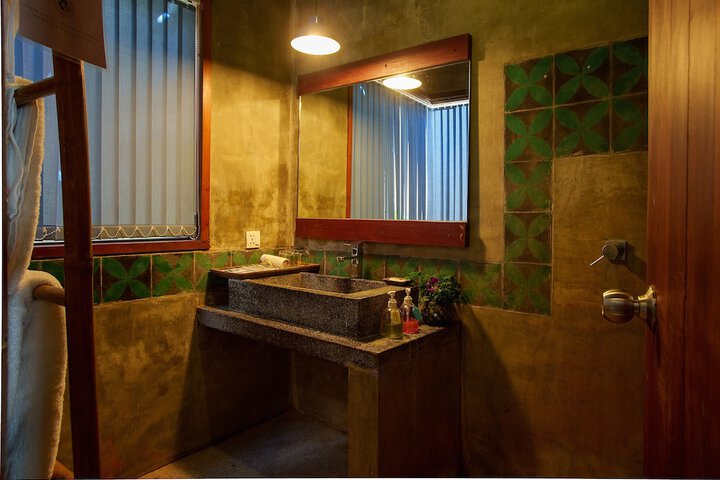 Room 25 of 68